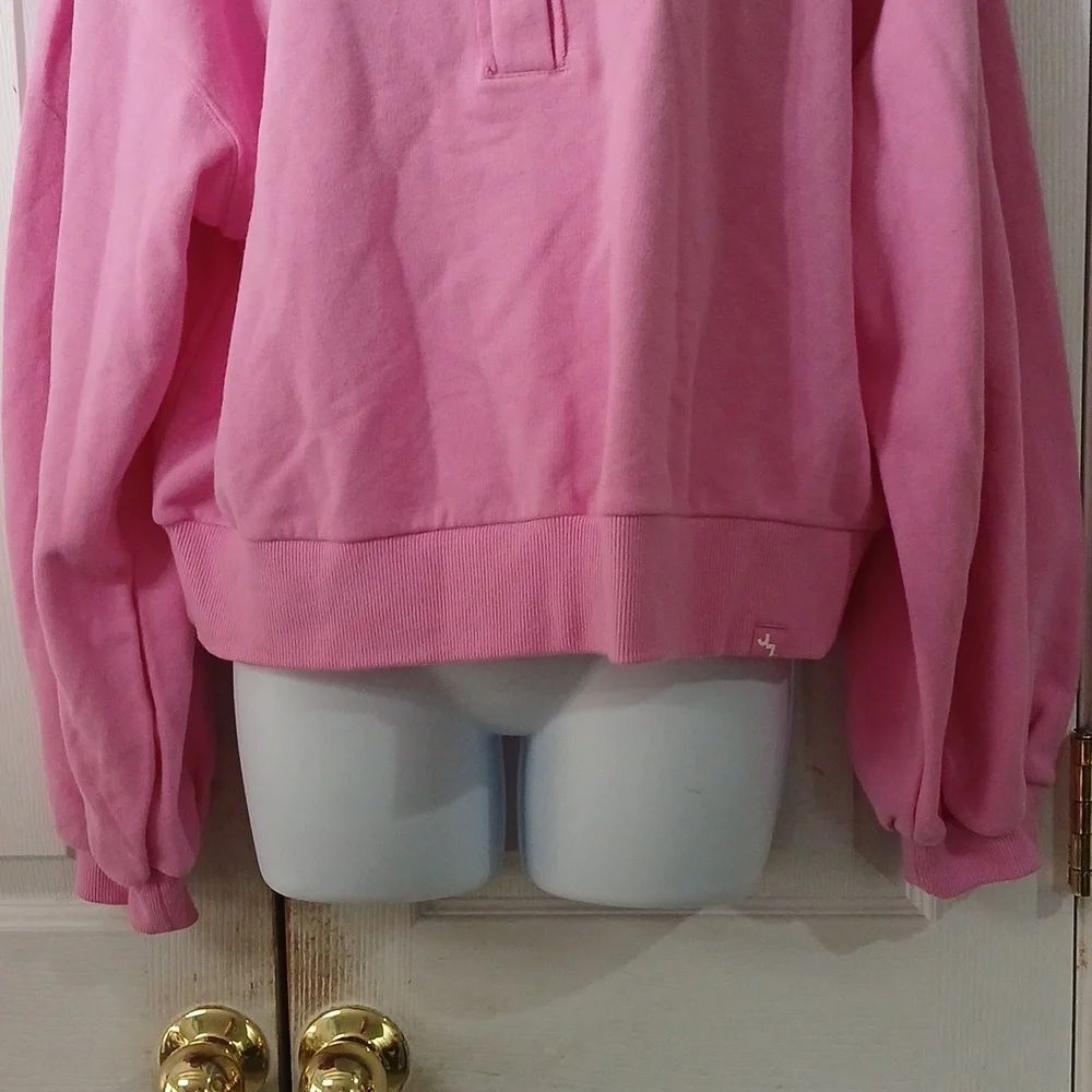 JoyLab Pink Cropped Pullover Sweatshirt Sz M NWT - Picture 2 of 10
